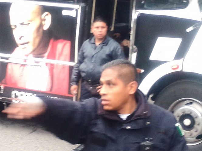 Pasajero de transporte público mata a delincuentes en Naucalpan - asalto-II