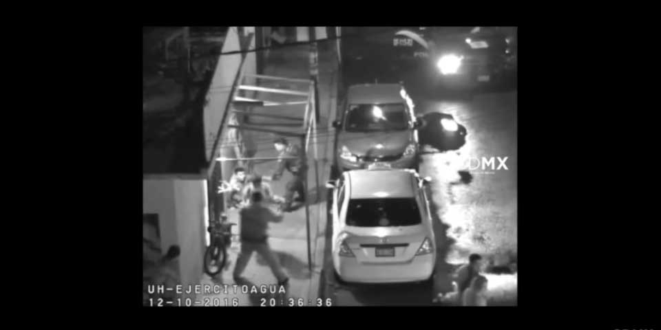 Video: detienen a sujetos que asaltaron a joven en Iztapalapa
