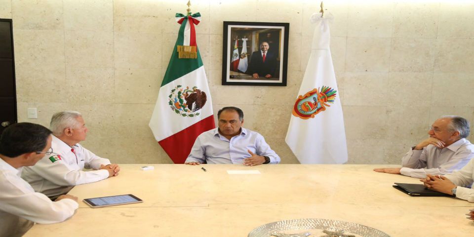 Héctor Astudillo recibió a los nuevos delegados federales