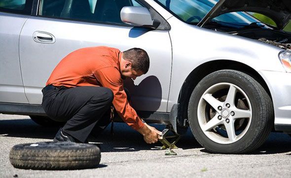 ¿Qué debe revisar y llevar en su vehículo antes de salir a carretera? - auto-2