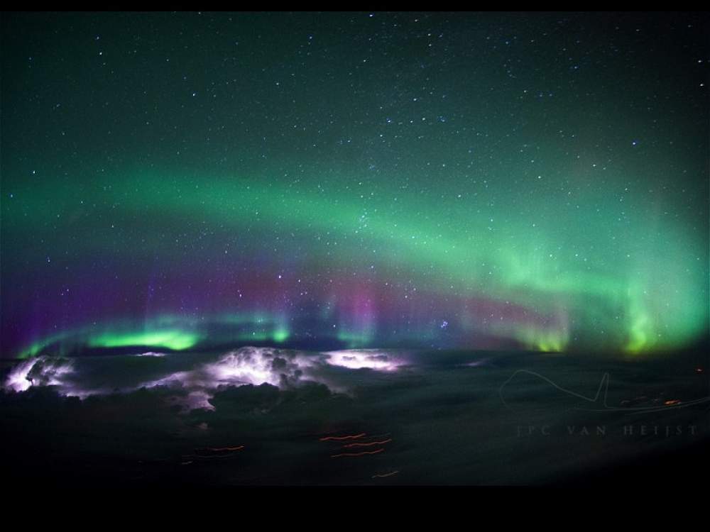 Galería: piloto toma fotos del cielo por el mundo - avion4