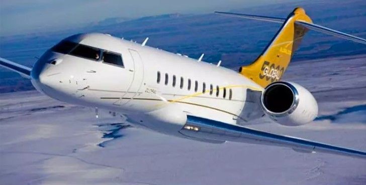 Los 5 aviones de las estrellas de Hollywood - avión-steven-espilbergo