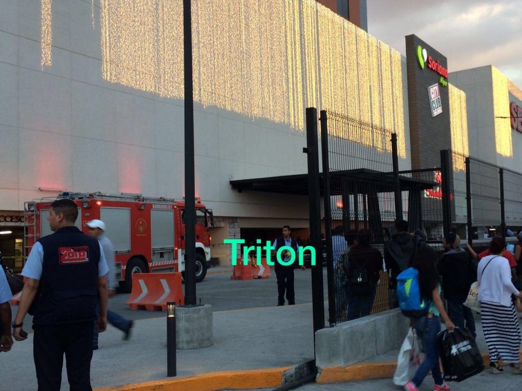 Dos trabajadores mueren aplastados por elevador en Vía Vallejo - azcapotzalco-1024x768