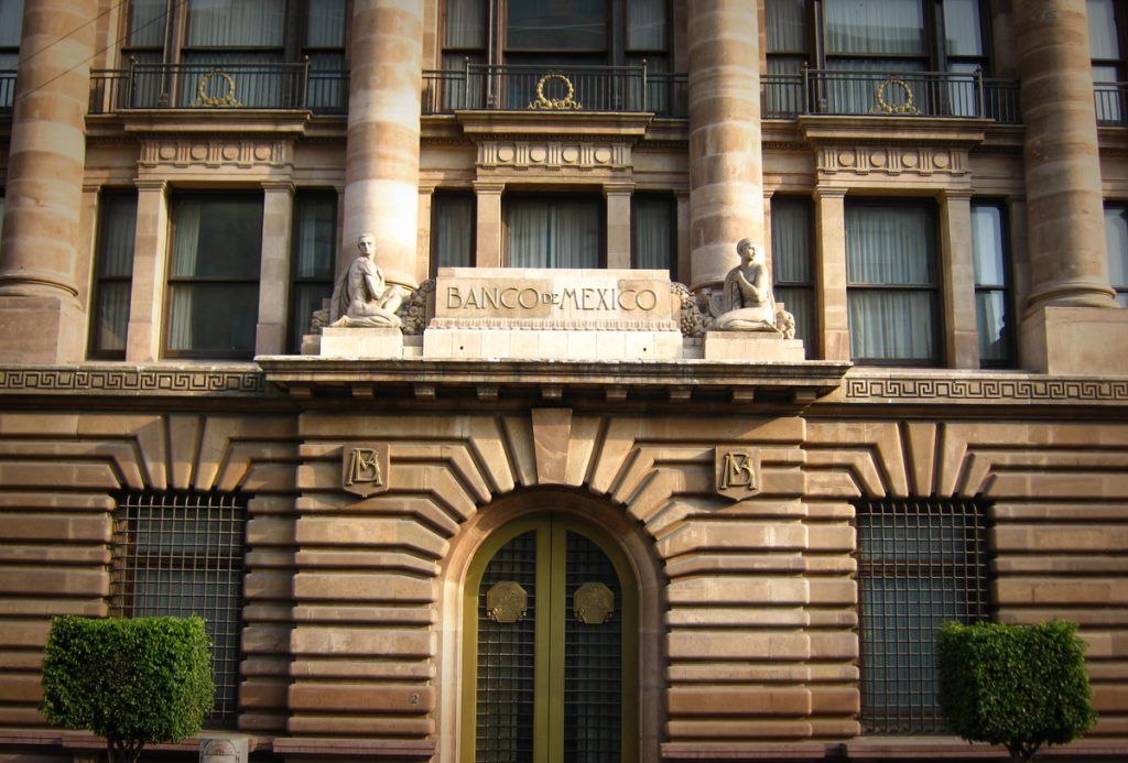 Alentador crecimiento económico en 2016: Carstens - banco-de-mexico-preve-un-panorama-economico-turbulento-1024x693