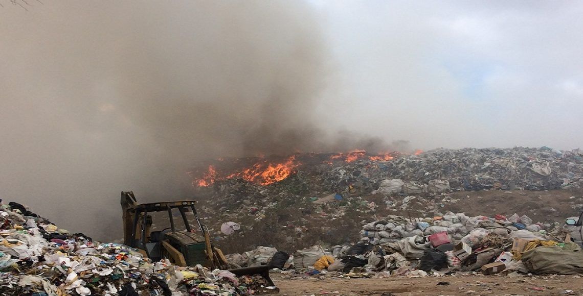 Incendio en basurero de San Martín de las Pirámides