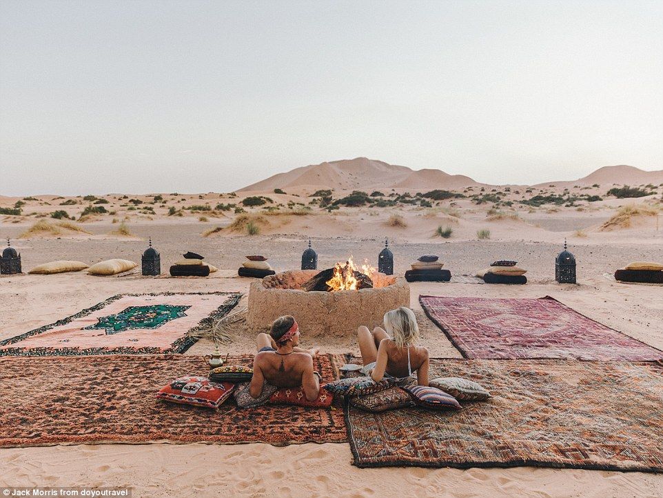 La pareja que gana miles de dólares por viajar alrededor del mundo - bloggers-viajeros-6