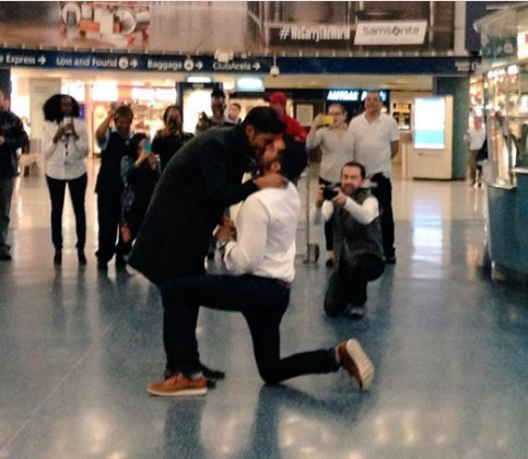 Video: la propuesta de matrimonio de un estadounidense a un mexicano en Nueva York - boda-gay-ny