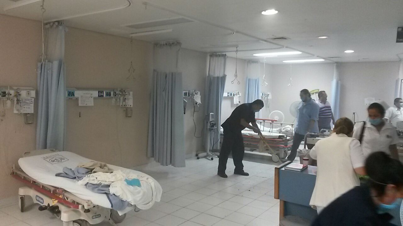 Evacuan hospital del ISSSTE en Acapulco por incendio - c8a8e38a-a8b6-4f54-855f-2357437e0949
