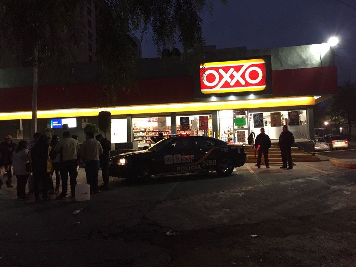 Roban cajero automático de Oxxo en la delegación Coyoacán
