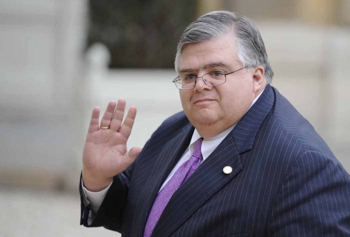 Renegociación del TLC reduciría inversiones en México: Carstens