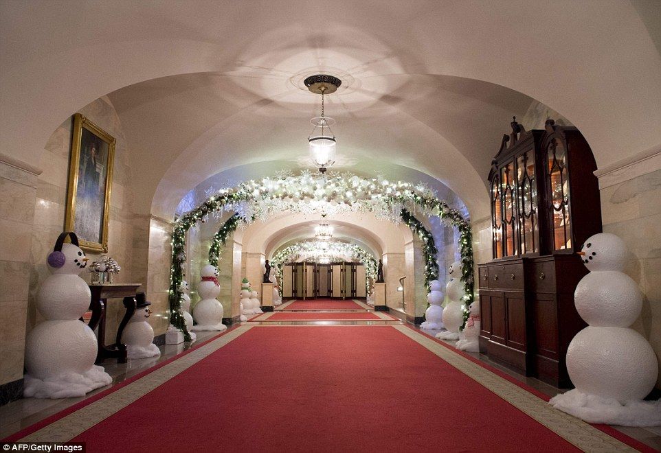 La última Navidad de Michelle Obama en la Casa Blanca - casa-blanca-navidad-14