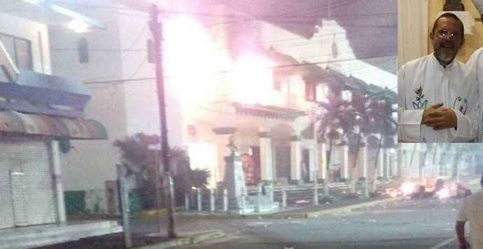 Video: incendian Palacio Municipal de Catemaco
