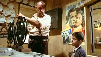 Cácaro, el viejo oficio de los cines - cácaro