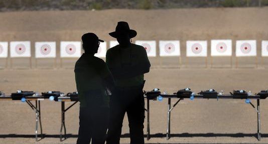 Video: mil hombres dispararon para celebrar la victoria de Trump
