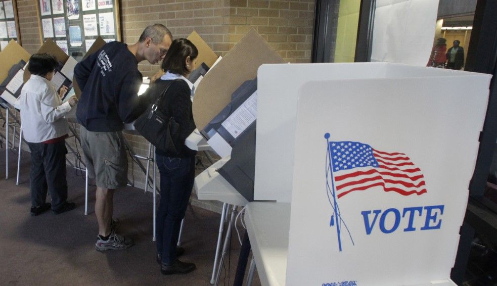 Facebook admite que agentes rusos postearon para influir en elecciones de EE.UU. - elecciones-estados-unidos