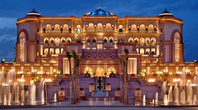 El cajero automático que expide lingotes de oro en Abu Dhabi - emirates-palace