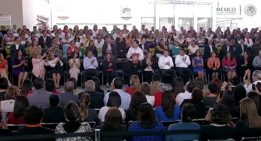 EPN llama a terminar la violencia hacia mujeres - epn-4-1024x556