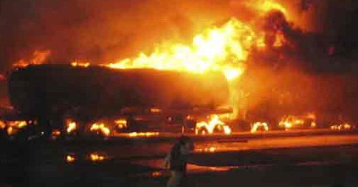 Explosión mata a 11 personas en Pakistán