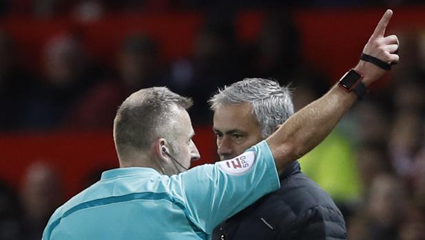 Video: nueva expulsión de Mourinho