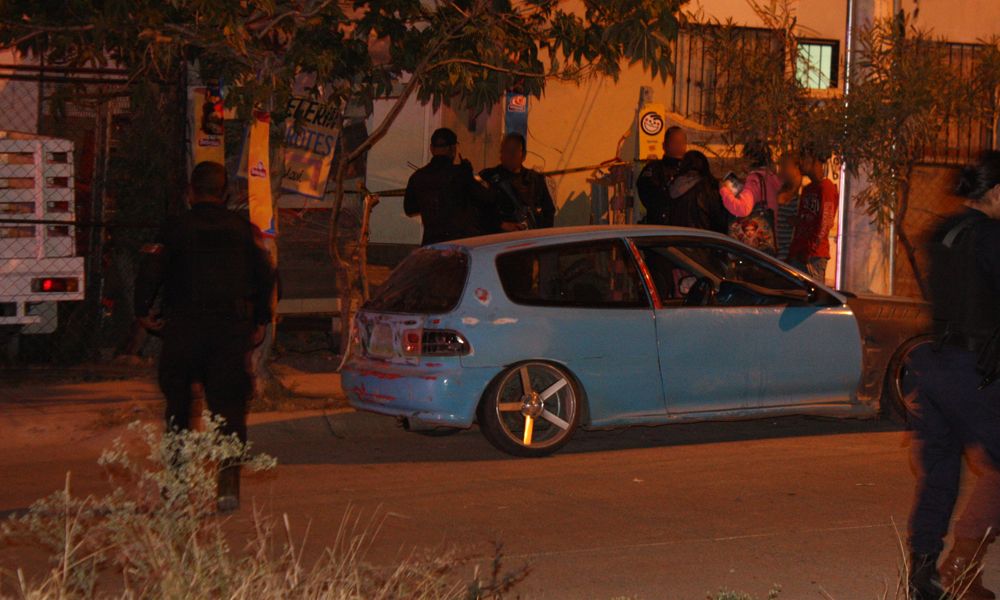 Acribillan a sujeto frente a sus hijas en León