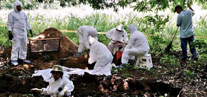 Ubican al menos 119 fosas clandestinas por caso Iguala - fosas-clandestinas