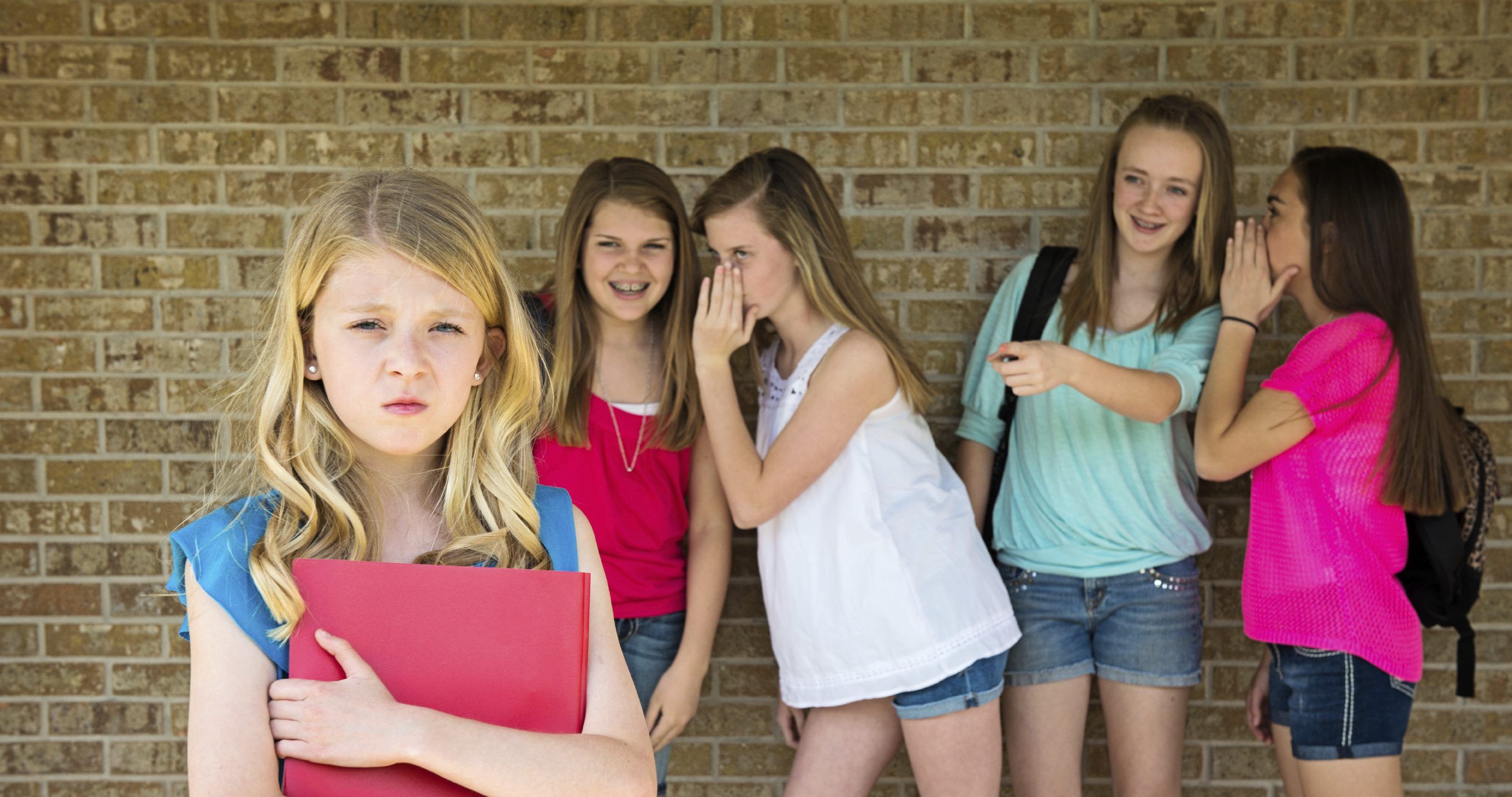 Video: revelan que niña golpeada también hacía bullying