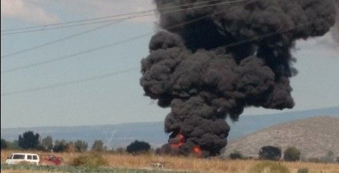 Incendio en toma clandestina de combustible en Puebla