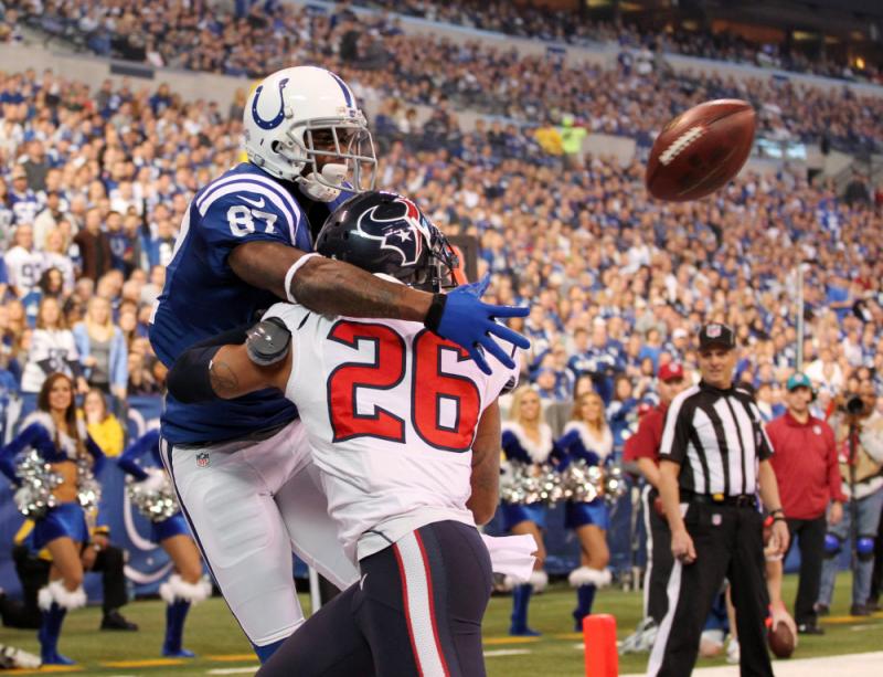 Aspectos básicos del futbol americano que todo seguidor debe saber - interferencia