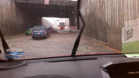 Lluvias provocan caos en Monterrey y área metropolitana - inundaciones-mty-2