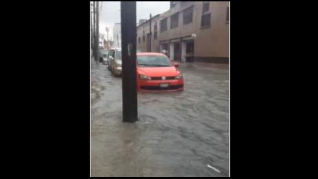 Lluvias provocan caos en Monterrey y área metropolitana - inundaciones-mty-3