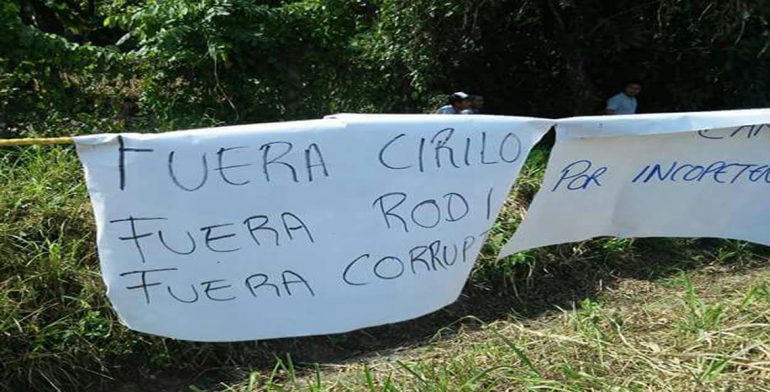 Enfrentamiento entre maestros en Chiapas deja dos muertos - ixtacomiitan-2