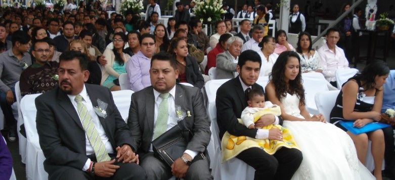 Matrimonio colectivo de 86 parejas en Iztapalapa