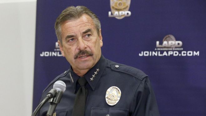 Policía de Los Ángeles no colaborará con deportaciones