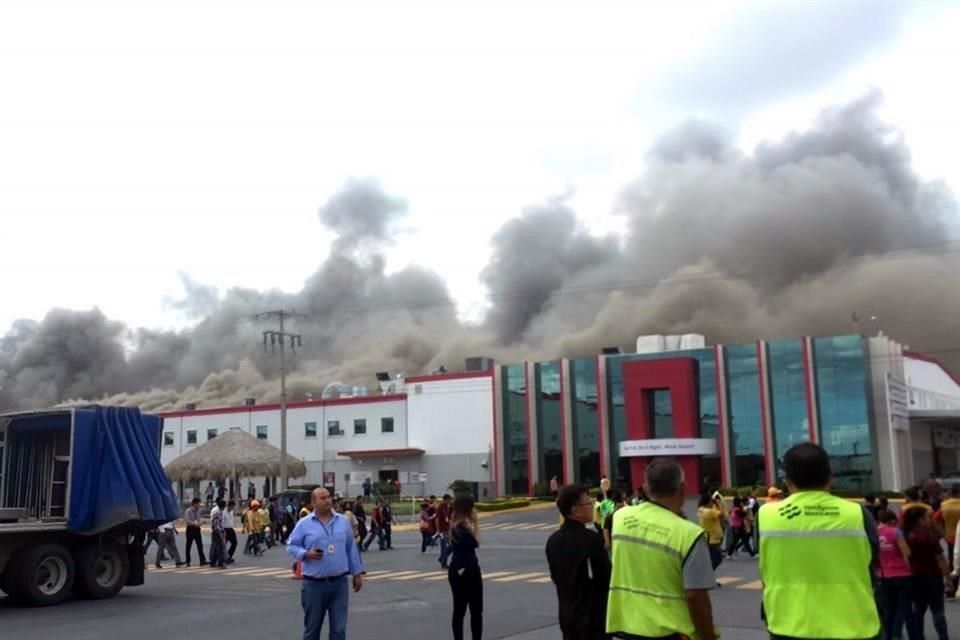 Incendio en planta de LG en Apodaca - lg-6