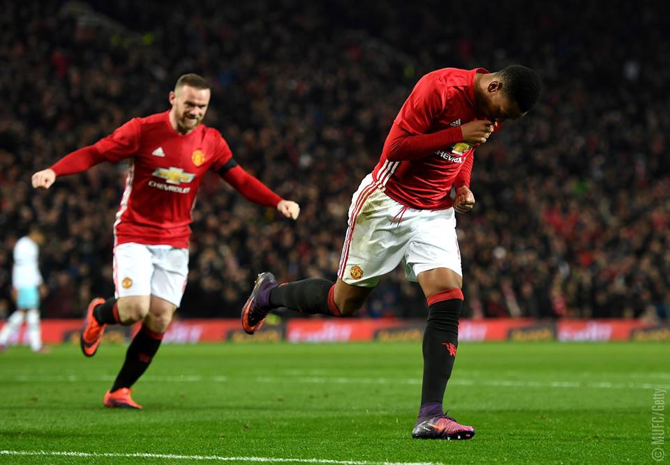 Manchester United golea al West Ham United en la Copa de la Liga - manchester-united-6
