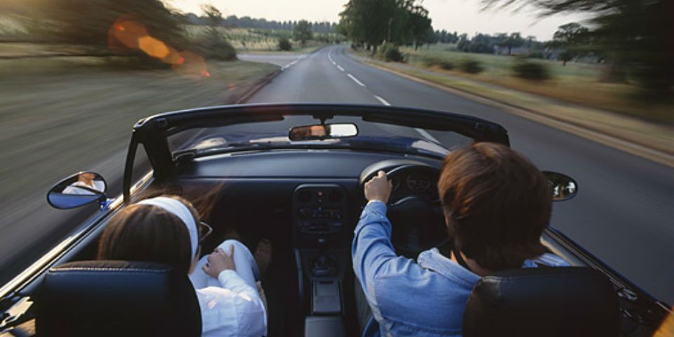 ¿Por qué hay países donde se conduce por la izquierda?