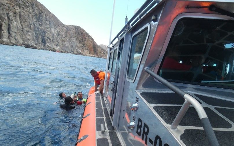 Rescatan embarcación con 11 personas a bordo en Veracruz - marina-I