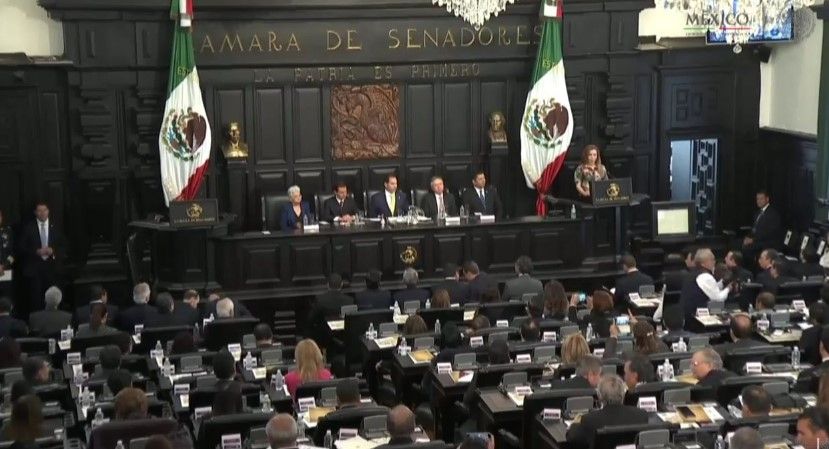 Entregan Medalla Belisario Domínguez a familia de Gonzalo Rivas