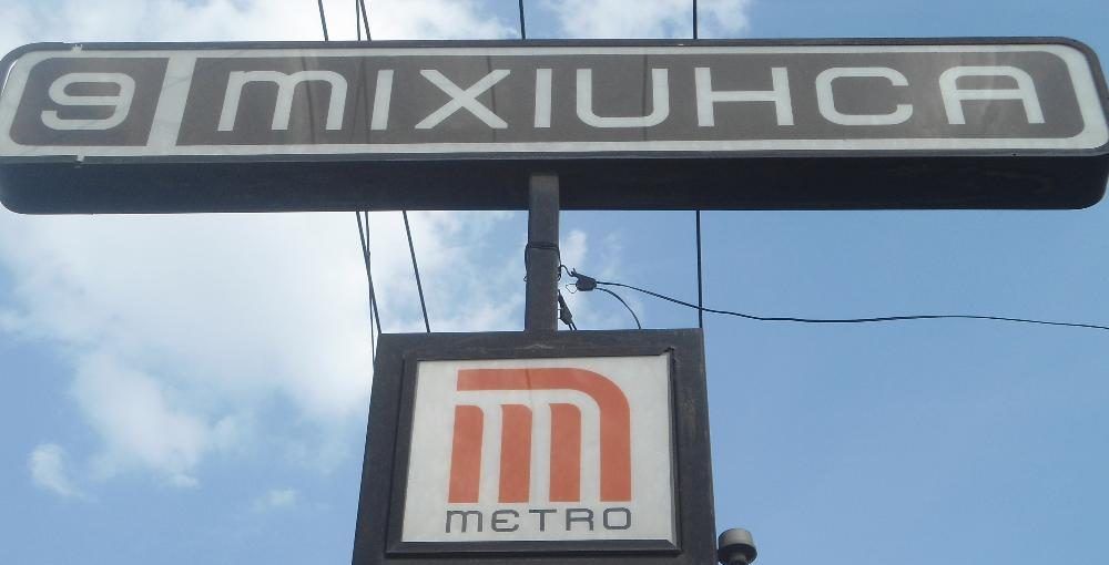 Restablecen servicio en Metro Mixiuhca tras caer persona a vías
