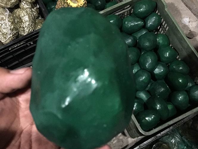 Ocultan 100 kilos de mariguana en aguacates, piñas y lechugas - mota-05