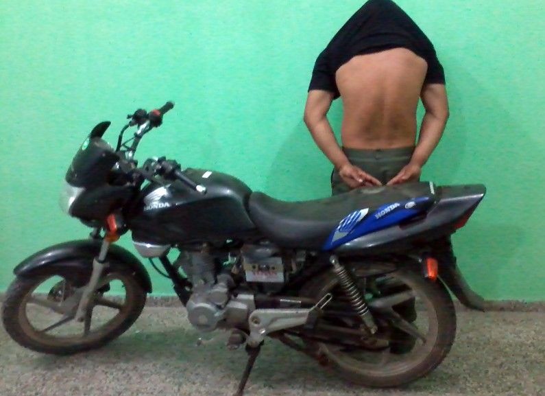 Secuestran a hombre para robarle su motocicleta - motocicleta
