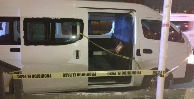 Balacera en transporte público deja un muerto