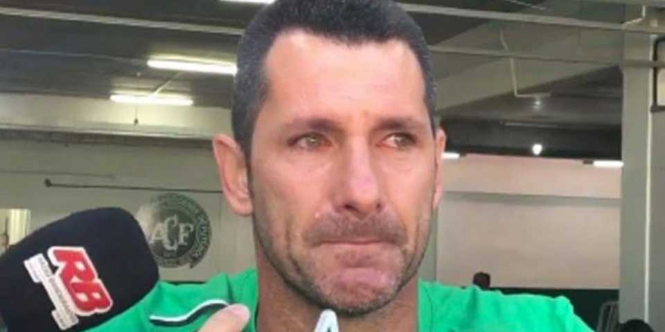 Video: portero del Chapecoense anuncia su retiro