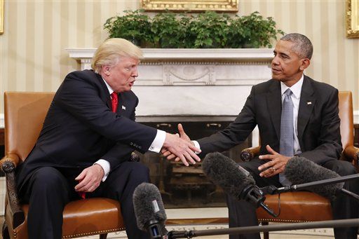Obama califica como 'excelente' primer encuentro con Trump - obama-trump-1