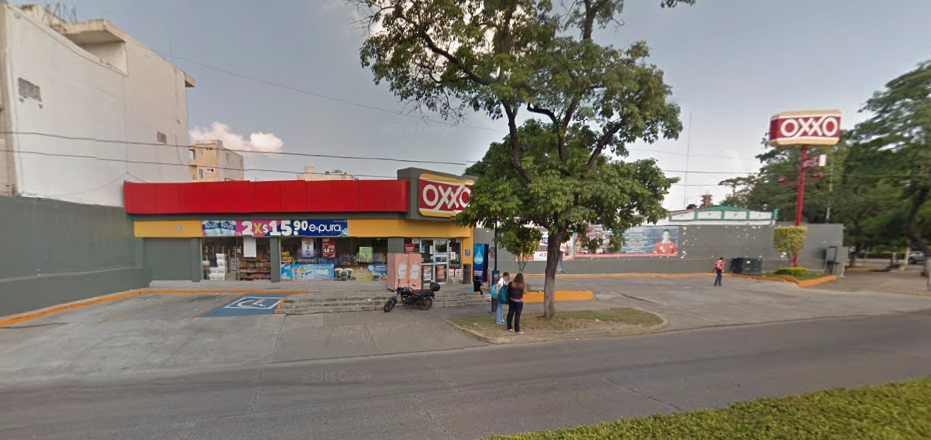 Capturan a tres por asaltar un OXXO y a una mujer en Tabasco