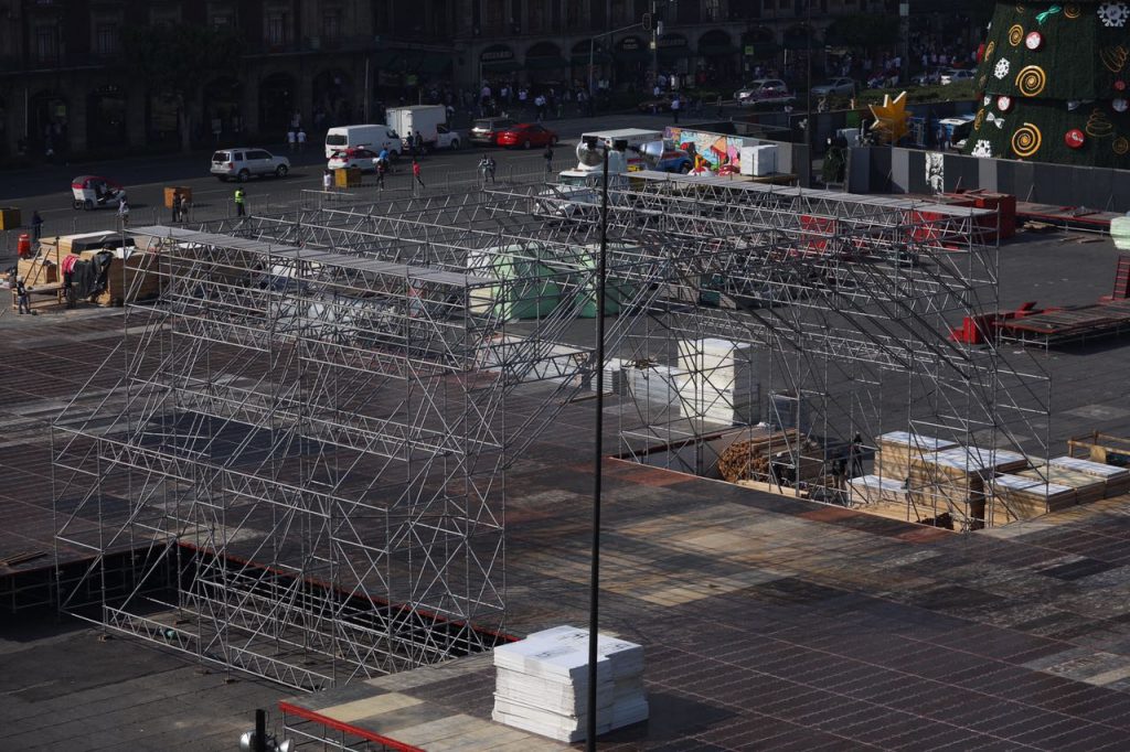 Reportan casi lista la pista de hielo en el Zócalo - pista-de-hielo-I-1024x682