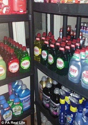 Mujer paga su Navidad con cupones y hasta gana dinero extra - productos-cal-holder-2