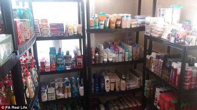 Mujer paga su Navidad con cupones y hasta gana dinero extra - productos-cal-holder-4