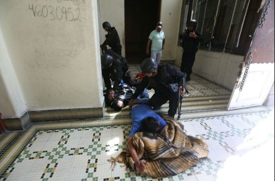 Liberan de invasores de tres años a casona en la Roma - roma-4