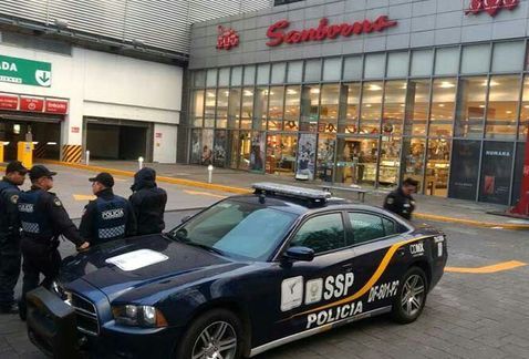 Asaltan Sanborns en Lomas de Sotelo - sanborns